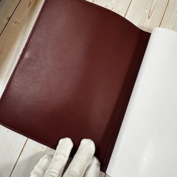 🦖☃️ COACH Holiday Notebook in Signature Canvas with Rexy & Snowman ☃️🦖 - Picture 8 of 13